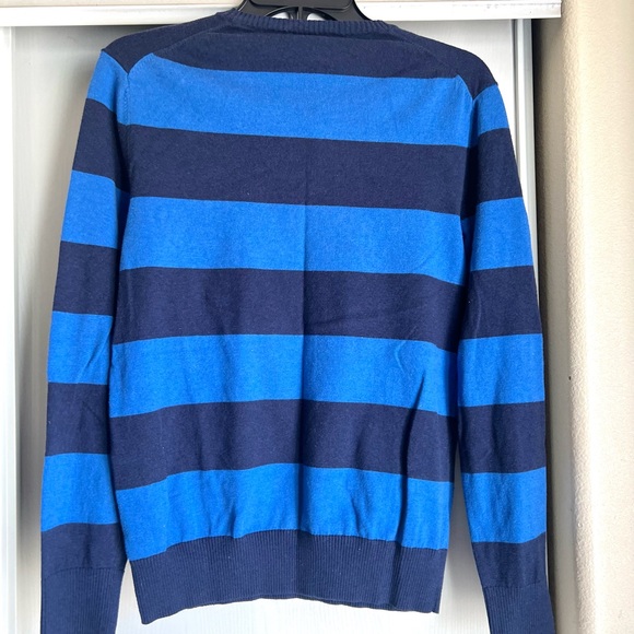 Soft comfy sweater top - Picture 2 of 2